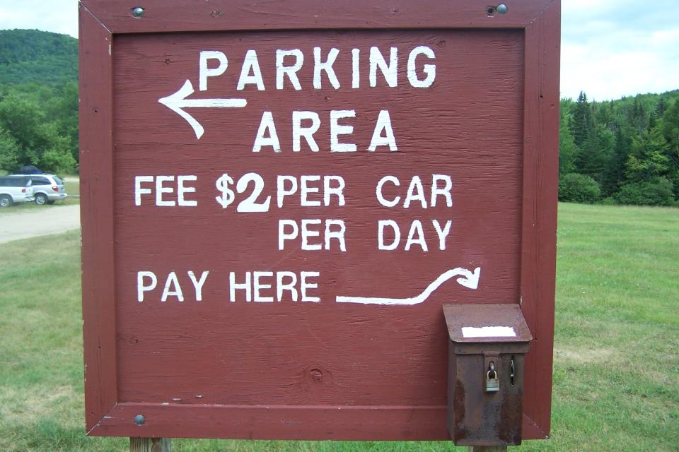 Chimney Mountain Parking