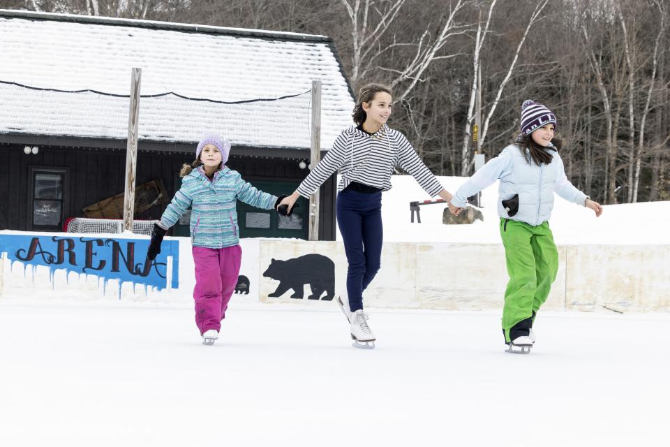 Young kids skating