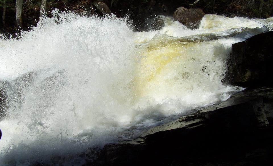 Water splashing upwards from Austin Falls