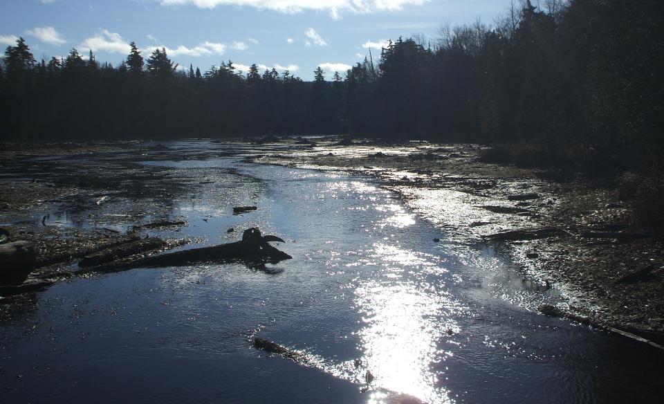 These delightful lakes are accessible along the same trail.