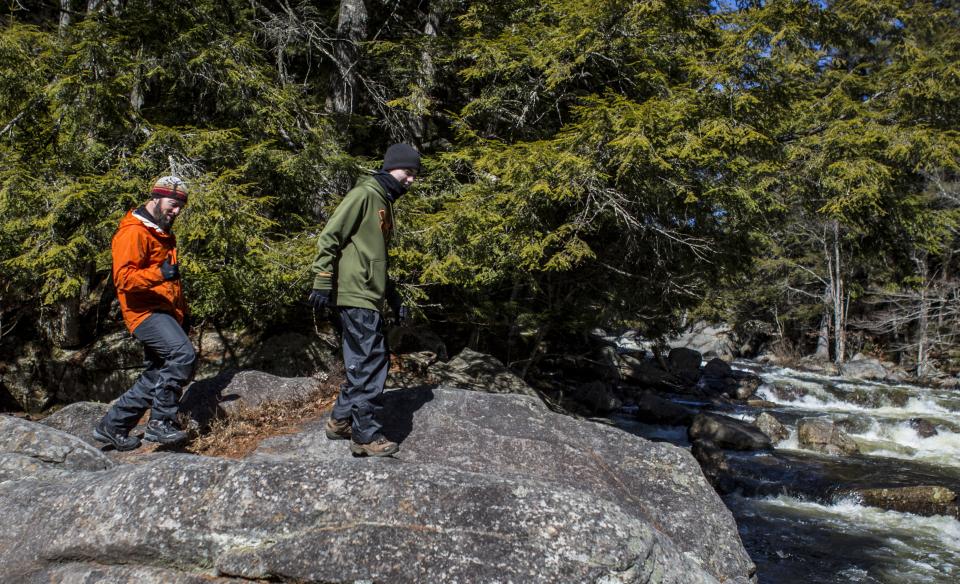 Giant rock formations along the Auger Falls Loop