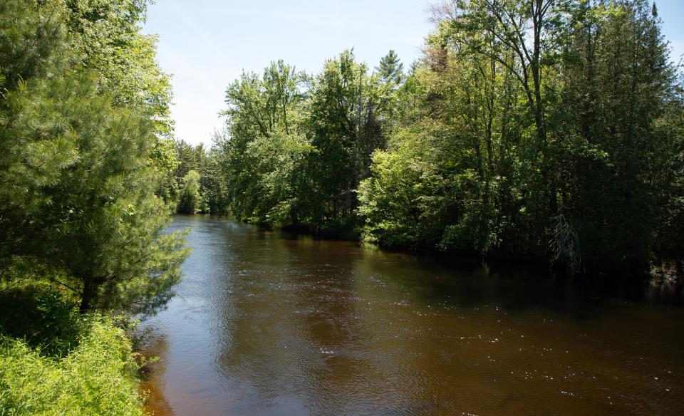 Follow the Hudson River along Route 28N.